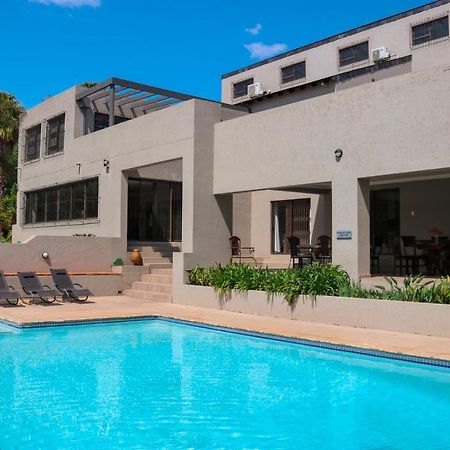 Fair Glen Hotel Kyalami ภายนอก รูปภาพ